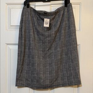 Ashley Stewart Black and White Plaid Pencil Skirt